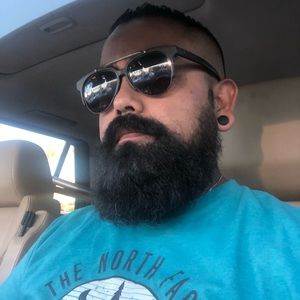 Meet your Posher, Juan